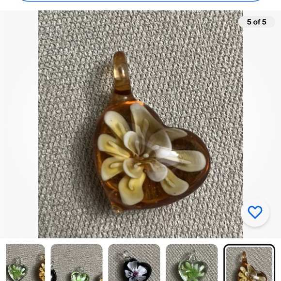 Murano Inspired Heart Shaped Glass Pendants with Flowers (lot of 3) Beautiful! - Picture 5 of 5